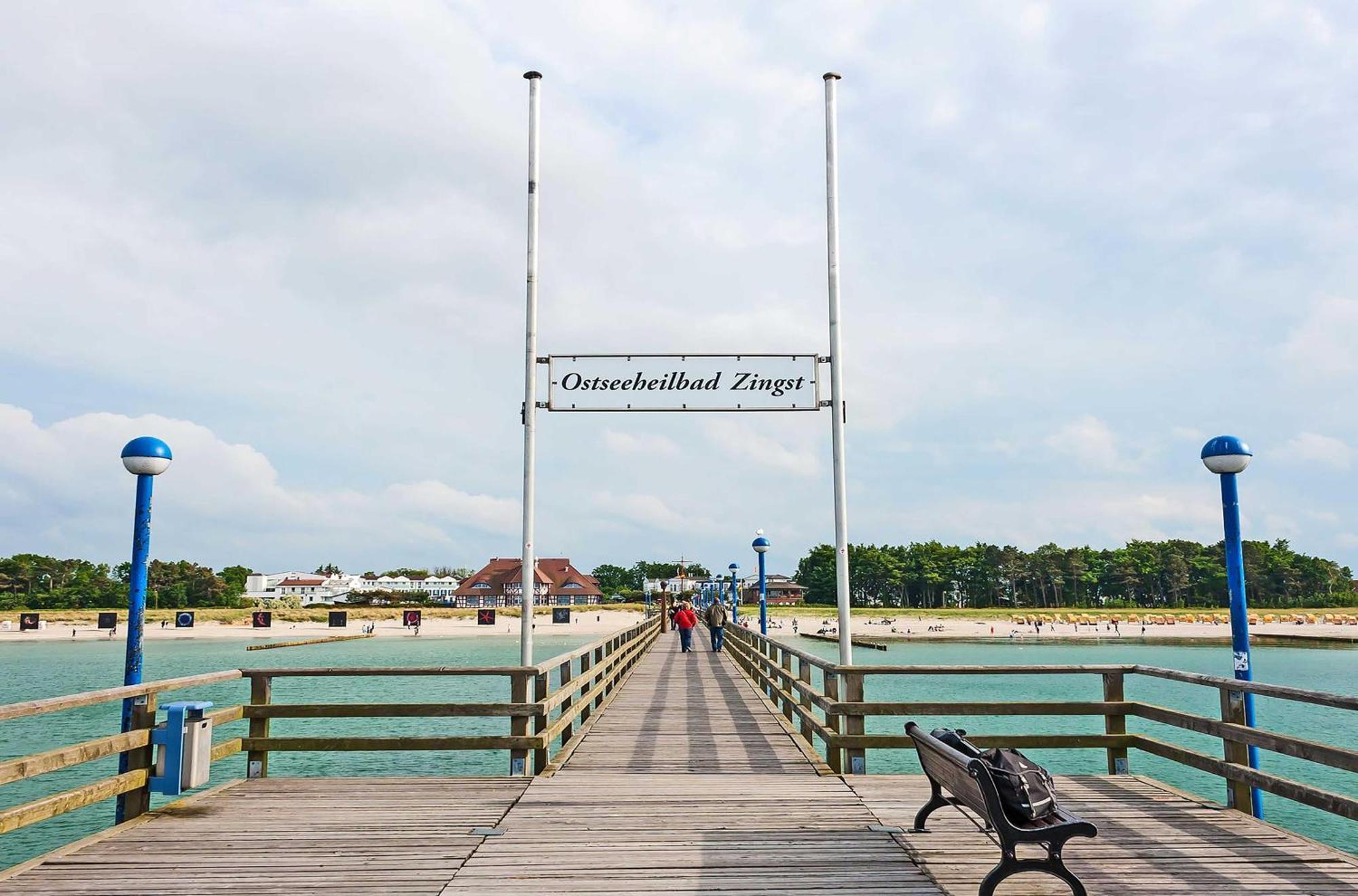 Seehund An Der Seebruecke Zingst Exterior foto